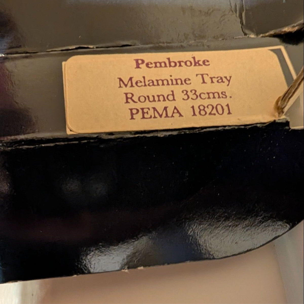 Box label: Pembroke melamine tray round 33cm (PEMA 18201)