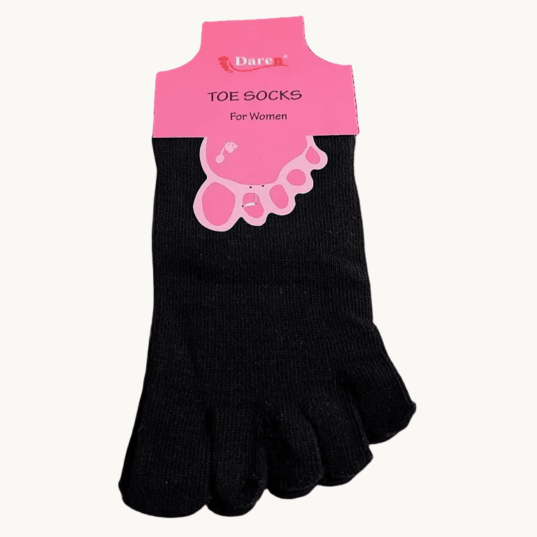 Women’s 5-finger toe socks in black, extra-low invisible liner style